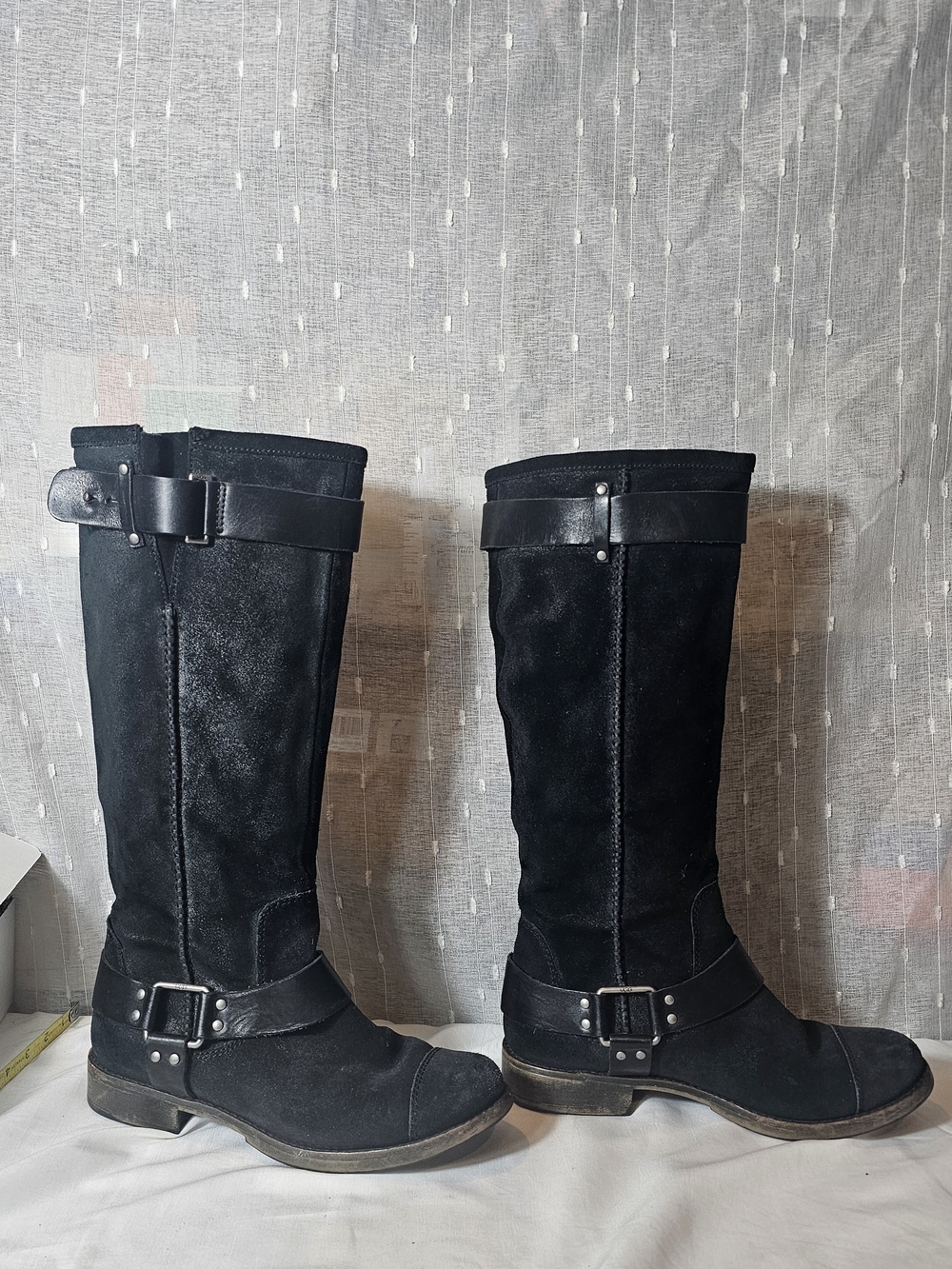 UGG Women's Black Suede Knee-High Riding Boots - Classic Women's Style. SZ 8